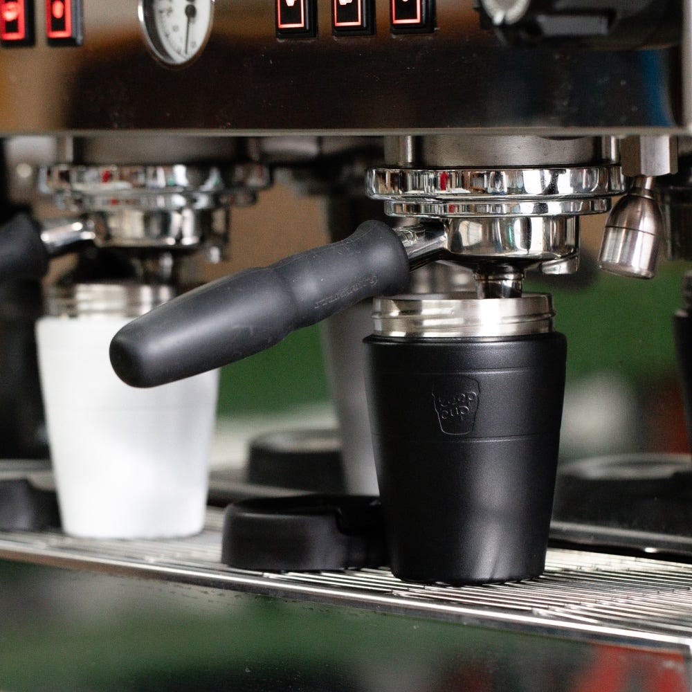 KeepCup-Traveller-Black-M-12oz-grouphead.jpg